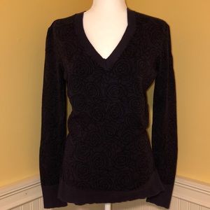 GAP V-Neck Sweater Purple Rose